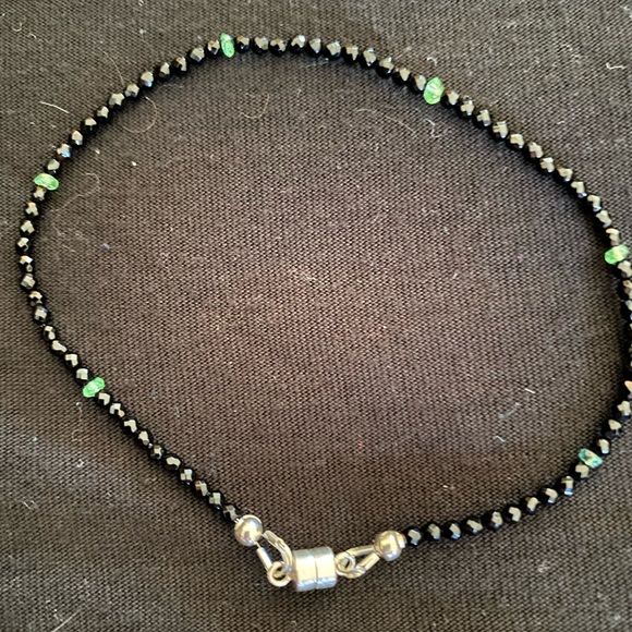 Black Spinel and Tsavorite Bracelet - Picture 2 of 8